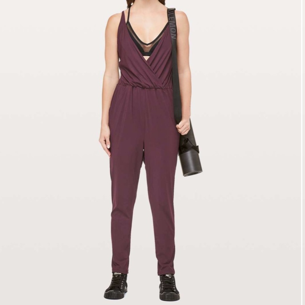 Lululemon All For It Onesie Dark Adobe Size 4